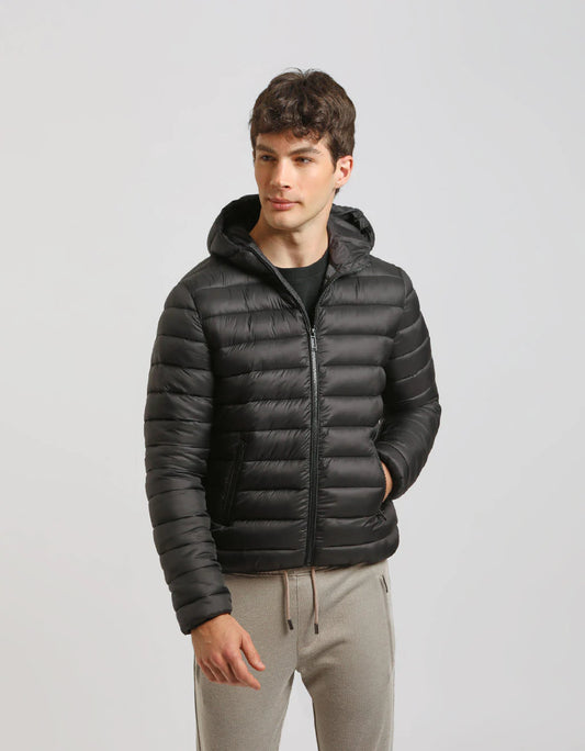 Giubbotto imbottito con cappuccio