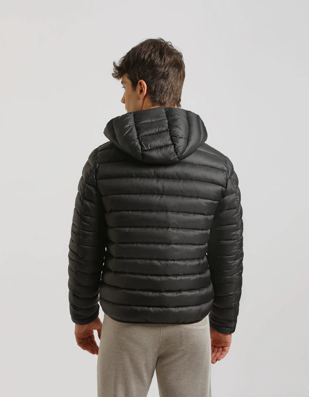 Giubbotto imbottito con cappuccio