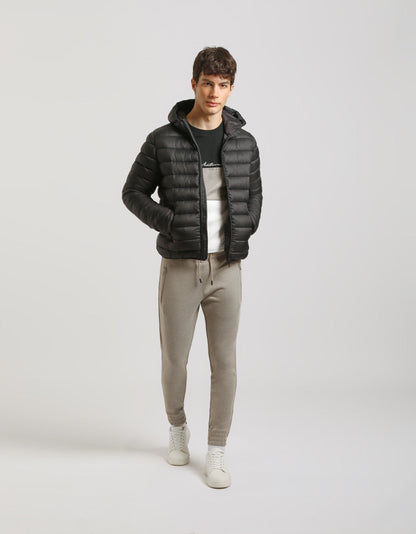 Giubbotto imbottito con cappuccio